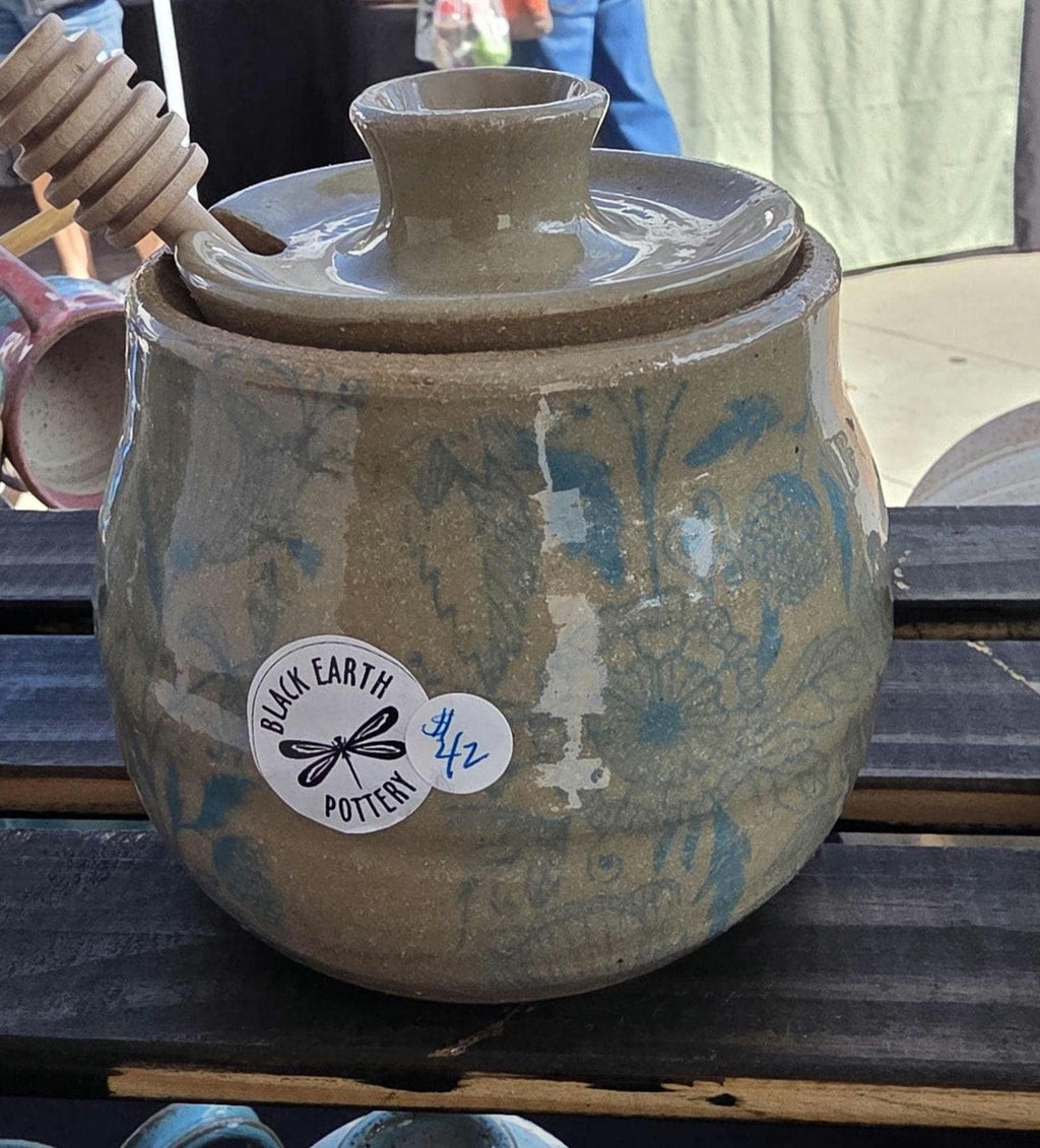 Handmade Ceramic Honey Pot with Wooden Dipper - 12 oz