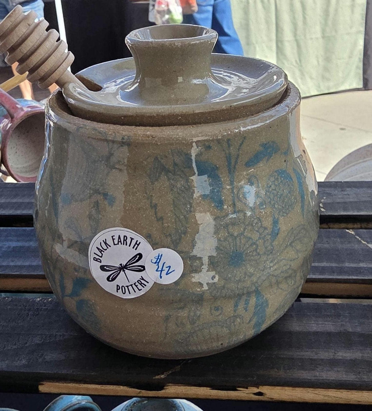 Handmade Ceramic Honey Pot with Wooden Dipper - 12 oz